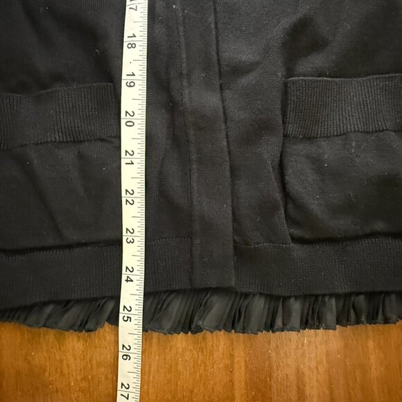 Leo & Ugo Black Back Ruffle Detail Button/Snap Front Cardigan Front Pockets Sz 4 - Picture 12 of 13